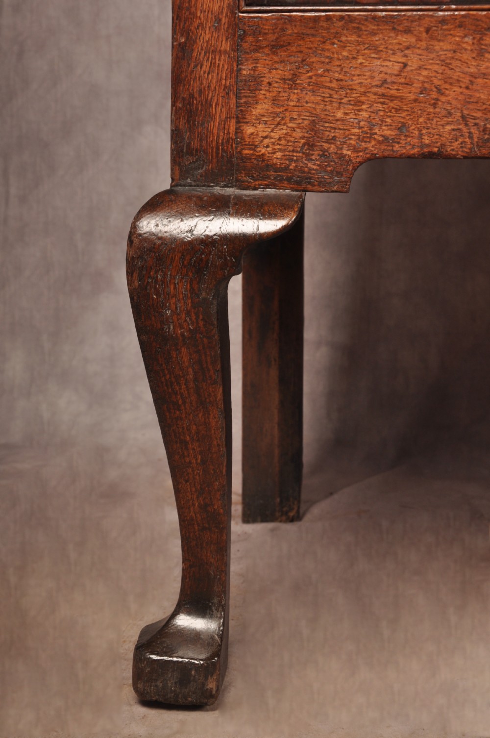 Early 18th Century Oak Dresser Base View XI