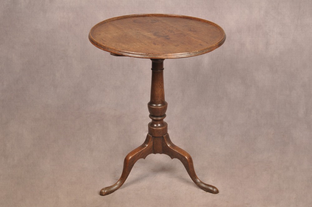 Mid 18th Century Oak Tripod Table