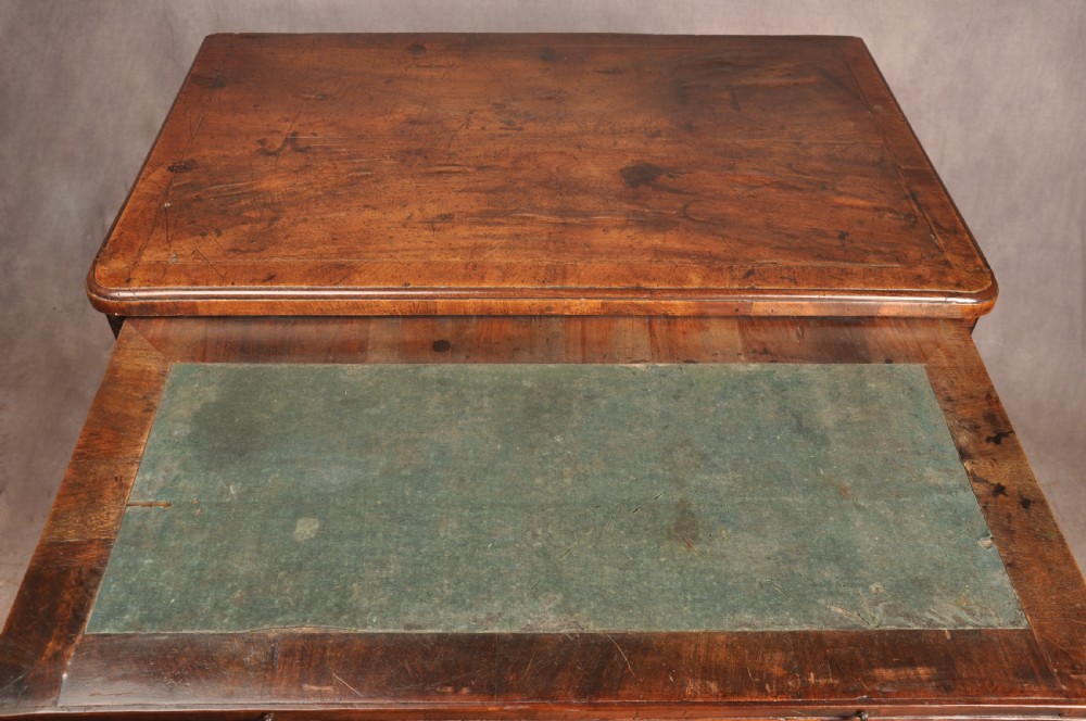 Small Early 18th Century Walnut Chest Of Drawers View XIII