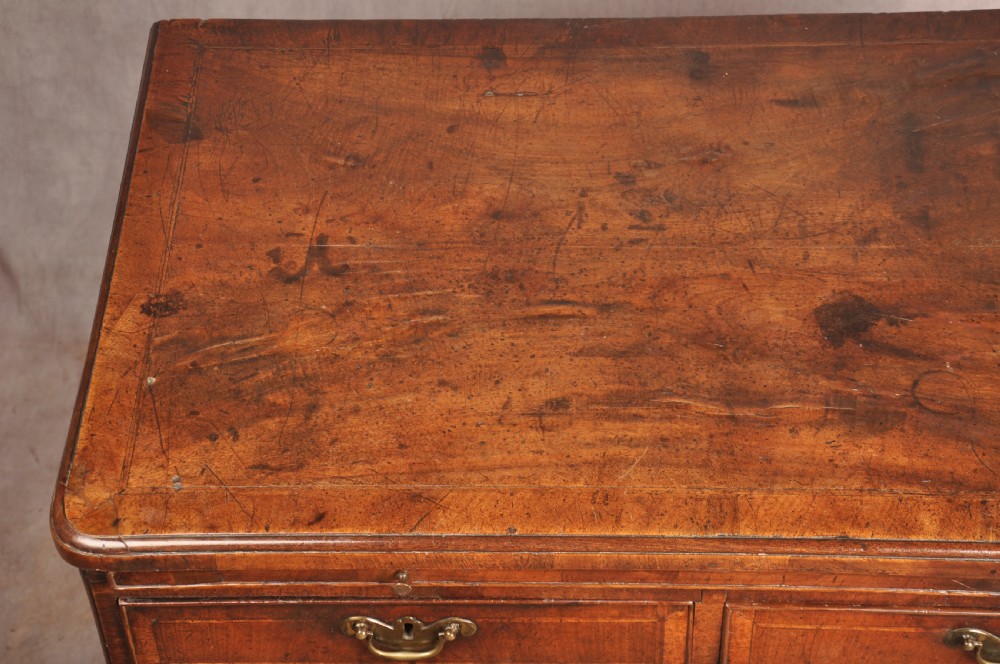 Small Early 18th Century Walnut Chest Of Drawers View XV