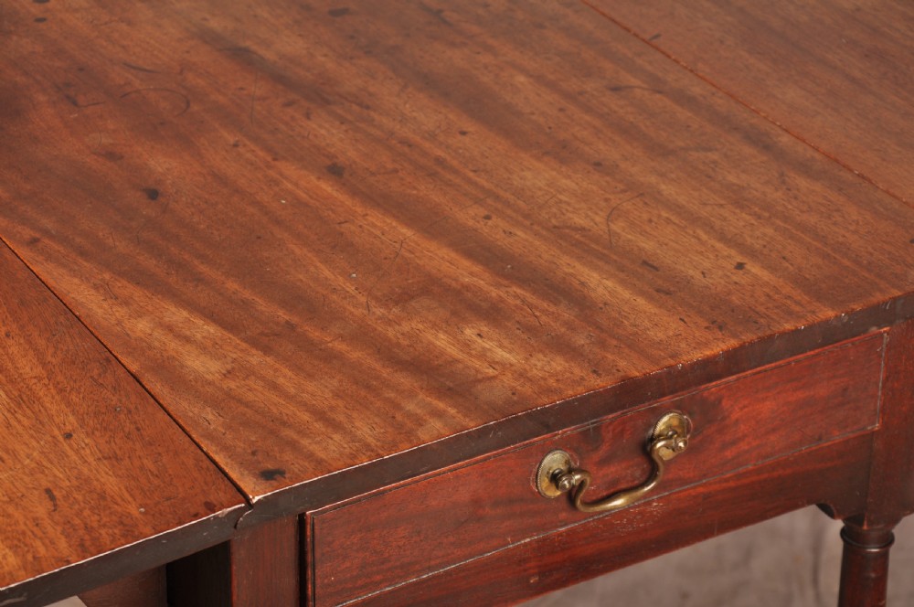 Beautiful Small 18th Century Mahogany Pembroke Table View VII