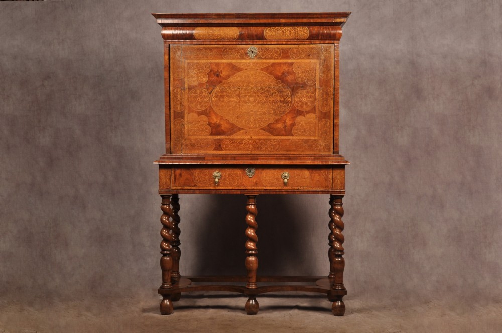 Important 17th Century Arabesque/Seaweed Marquetry Escritoire On Stand  View II