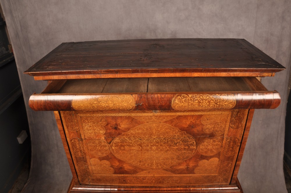 Important 17th Century Arabesque/Seaweed Marquetry Escritoire On Stand  View VIII