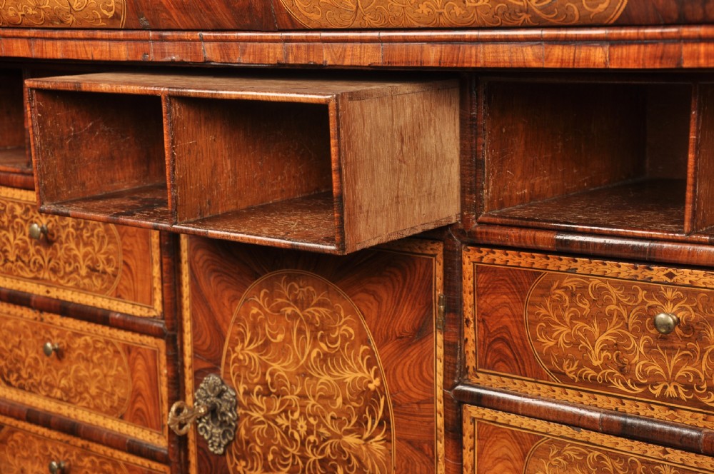 Important 17th Century Arabesque/Seaweed Marquetry Escritoire On Stand  View XVI