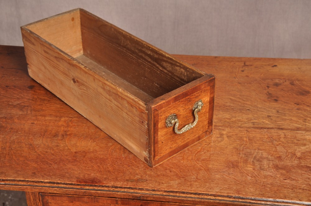 Fine Mid 18th Century Oak Lowboy / Side Table View IV