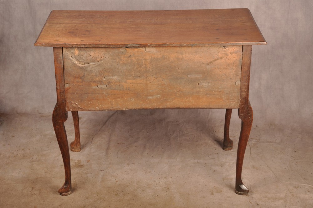 Fine Mid 18th Century Oak Lowboy / Side Table View XIV