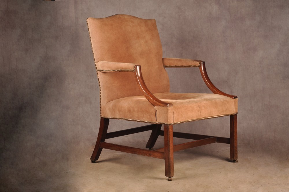 Fine 18th Century Mahogany Gainsborough Library Armchair 