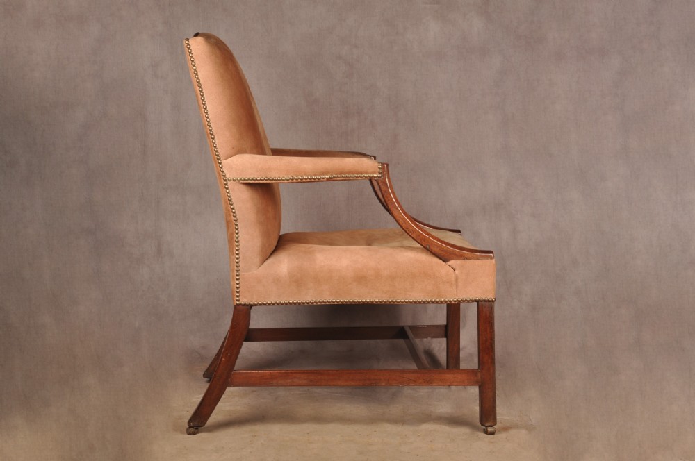 Fine 18th Century Mahogany Gainsborough Library Armchair  View VIII