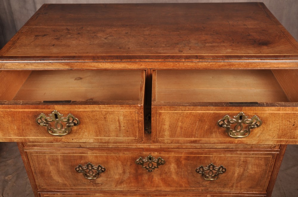 Mid 18th Century Walnut Chest Of drawers View VII