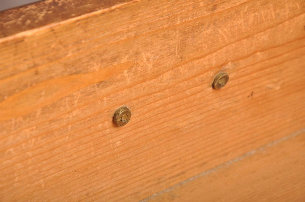Mid 18th Century Walnut Chest Of drawers View X