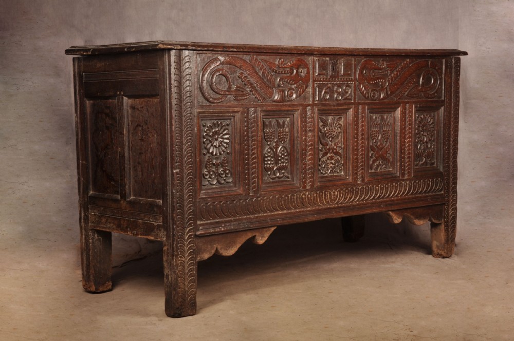 17th Century Oak Lancashire Coffer View XIV