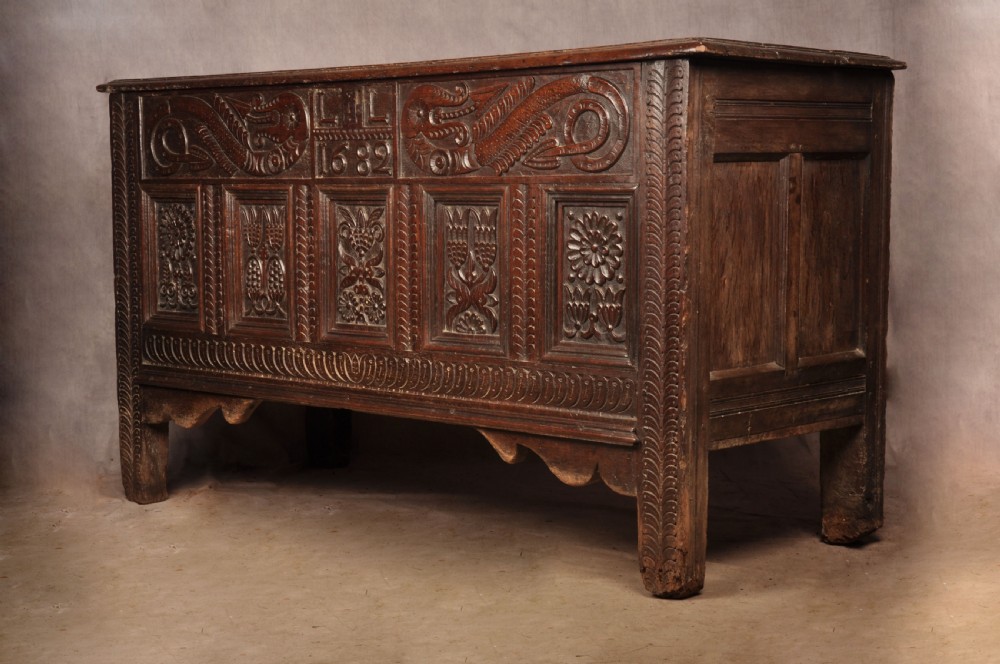 17th Century Oak Lancashire Coffer View XV