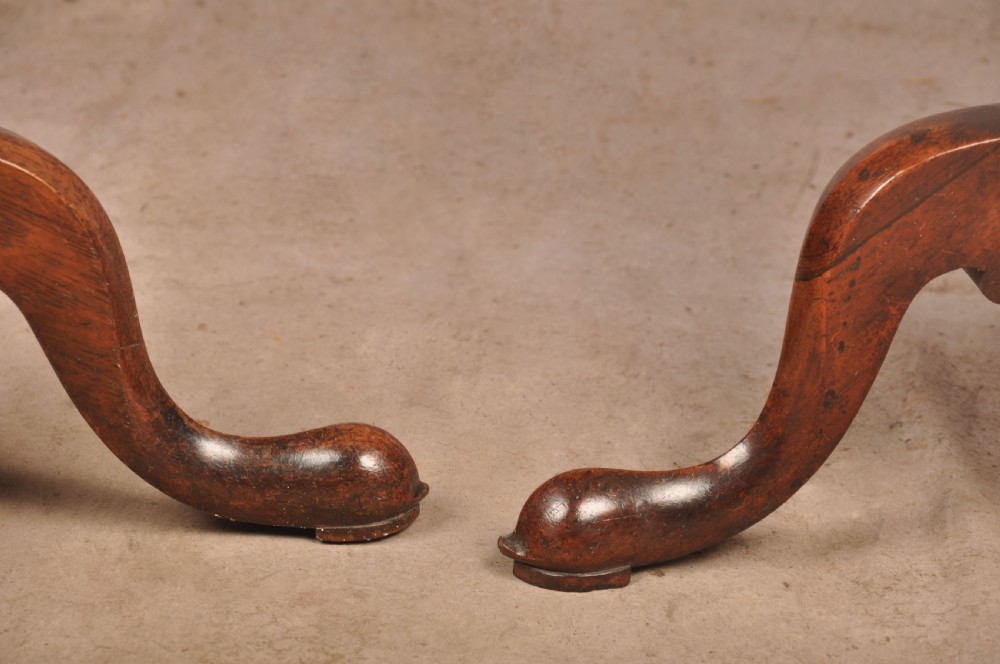 A pair of dark rosewood pedestal stands featuring turned baluster shafts, shaped tops, and tripod bases with pad feet. View VI
