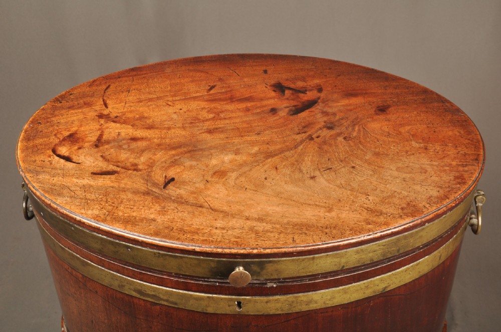 Superb 18th Century Mahogany Wine cooler View III