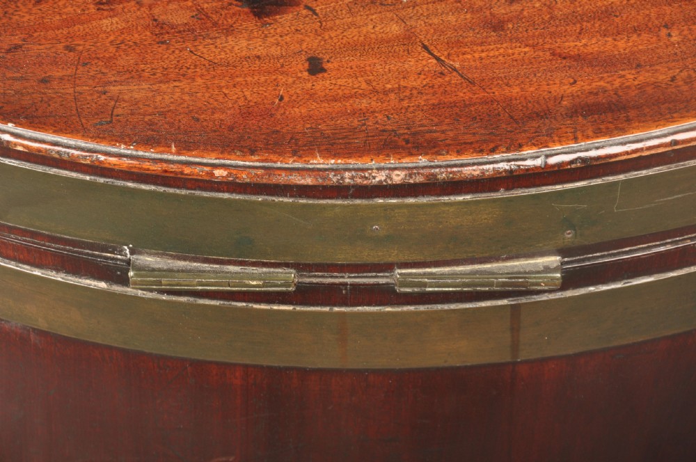 Superb 18th Century Mahogany Wine cooler View VI