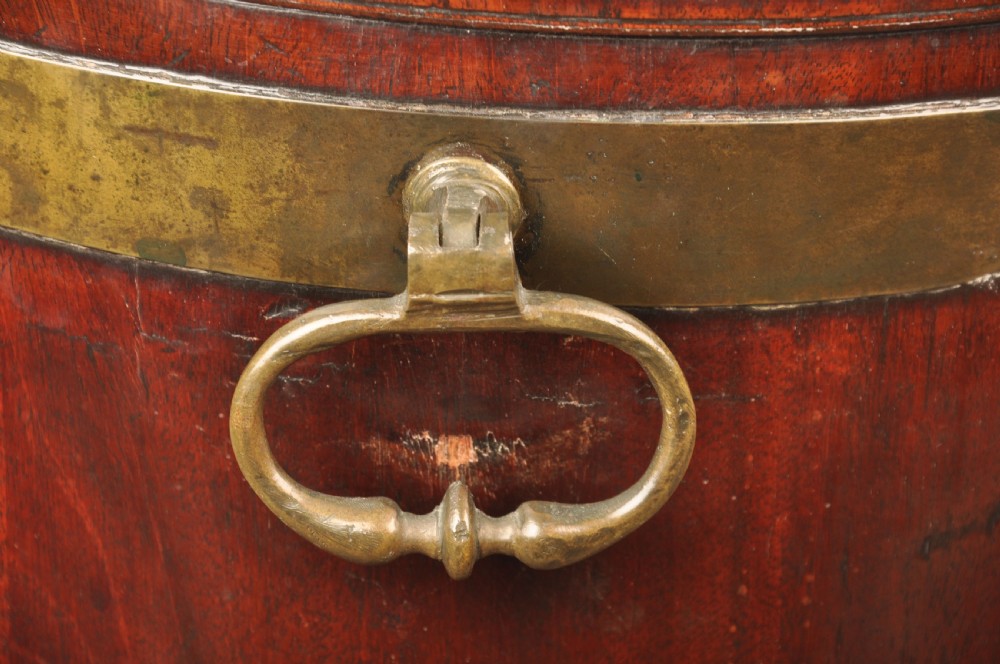 Superb 18th Century Mahogany Wine cooler View VIII
