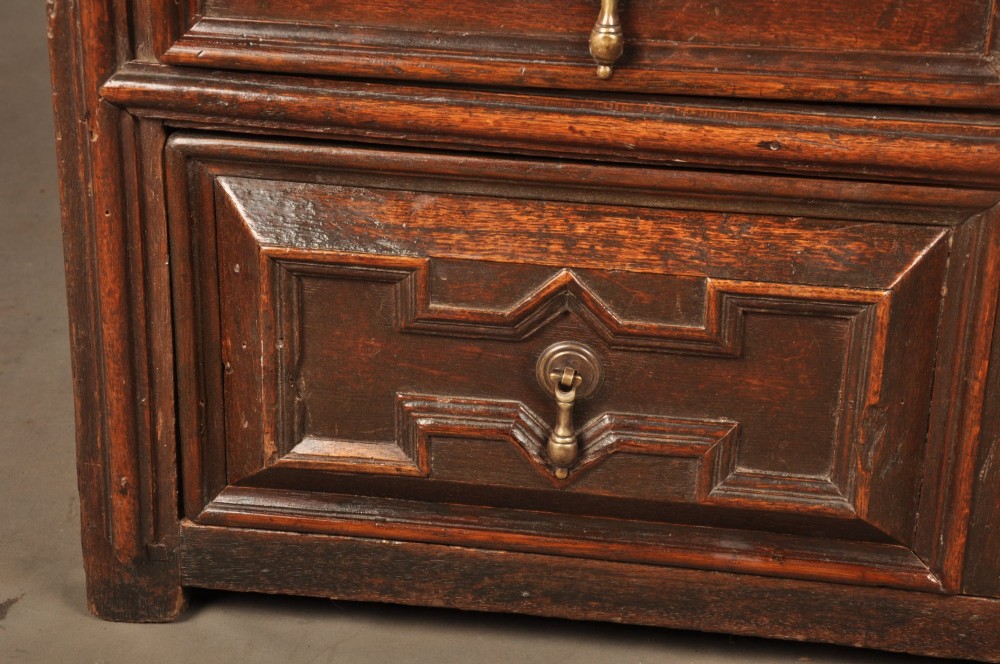 Wonderful 17th Century Oak Chest Of Drawers View VI
