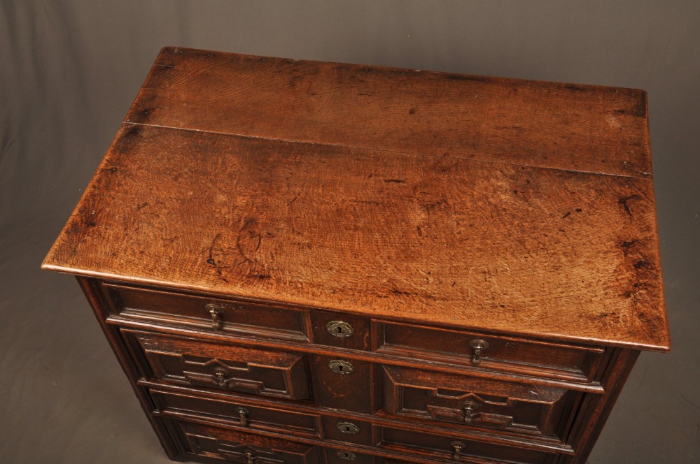 Wonderful 17th Century Oak Chest Of Drawers View VII