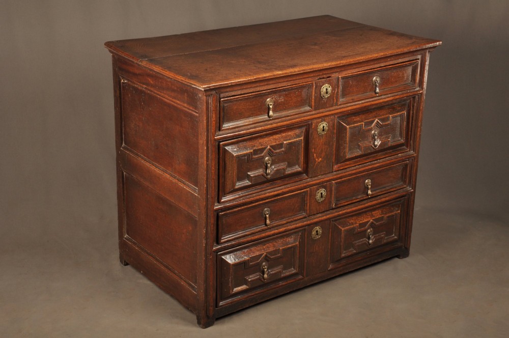 Wonderful 17th Century Oak Chest Of Drawers View VIII