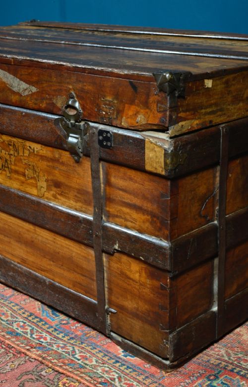 VICTORIAN CAMPHOR WOOD CHEST C1870 - ADDITIONAL PHOTO 6