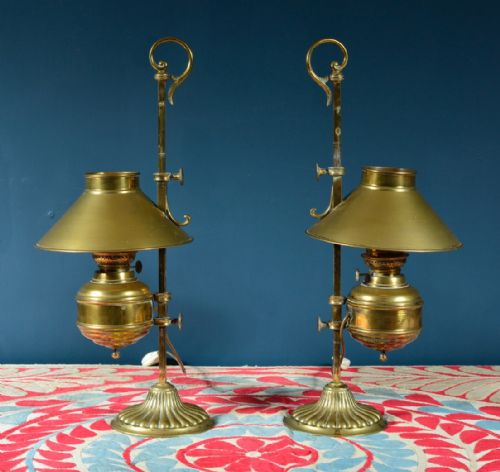 PAIR OF ADJUSTABLE RISE AND FALL BRASS OIL LAMPS WIRED FOR ELECTRICITY 19TH C - ADDITIONAL PHOTO 2