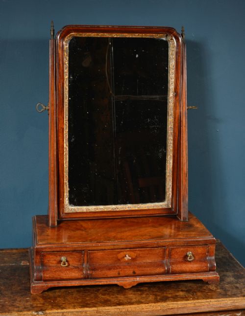 GEORGIAN FLAME MAHOGANY TOILET MIRROR - ADDITIONAL PHOTO 1