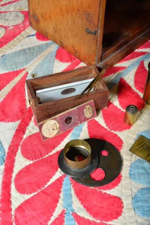 BRASS MICROSCOPE BY S B SOLOMONS 39 ALBERMARLE STREET LONDON C1870 - ADDITIONAL PHOTO 3