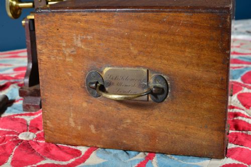 BRASS MICROSCOPE BY S B SOLOMONS 39 ALBERMARLE STREET LONDON C1870 - ADDITIONAL PHOTO 4