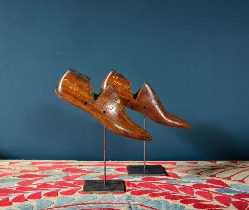 VICTORIAN PADOUK WOOD SHOE LASTS BY LOBB AND CO ST JAMES LONDON C1880 - ADDITIONAL PHOTO 4