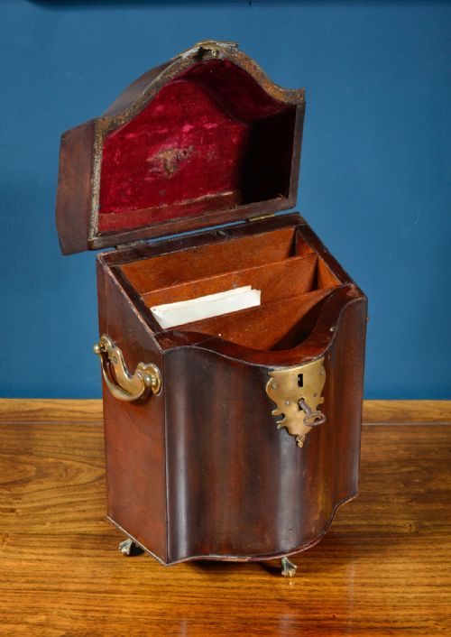 GEORGE II MAHOGANY SERPENTINE KNIFE BOX DESK COMPANION C1750 - ADDITIONAL PHOTO 5