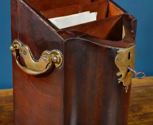 GEORGE II MAHOGANY SERPENTINE KNIFE BOX DESK COMPANION C1750 - ADDITIONAL PHOTO 7