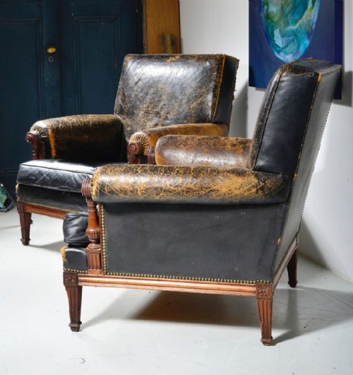 A PAIR OF FRENCH MAHOGANY AND BLACK LEATHER LIBRARY ARMCHAIRS C1900 - ADDITIONAL PHOTO 23