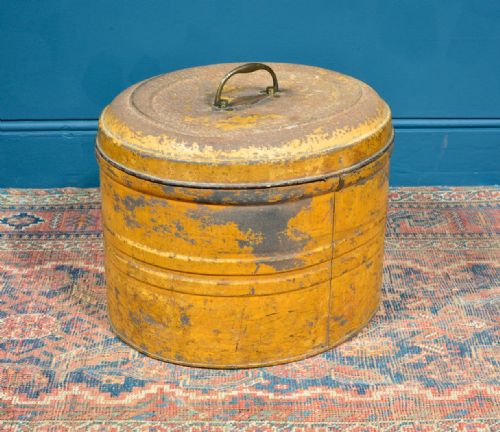 VICTORIAN TIN TOLEWARE HAT BOX BY W S C1870 - ADDITIONAL PHOTO 3