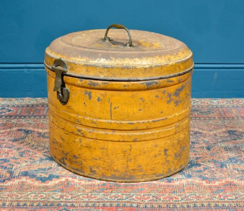 VICTORIAN TIN TOLEWARE HAT BOX BY W S C1870 - ADDITIONAL PHOTO 4