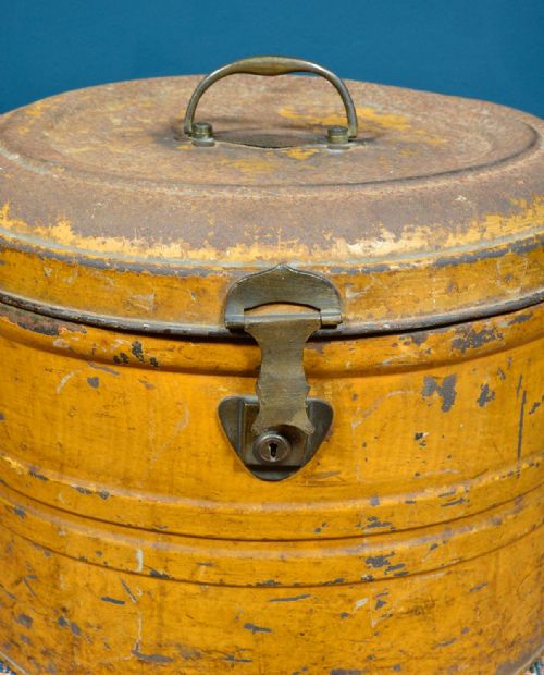 VICTORIAN TIN TOLEWARE HAT BOX BY W S C1870 - ADDITIONAL PHOTO 5