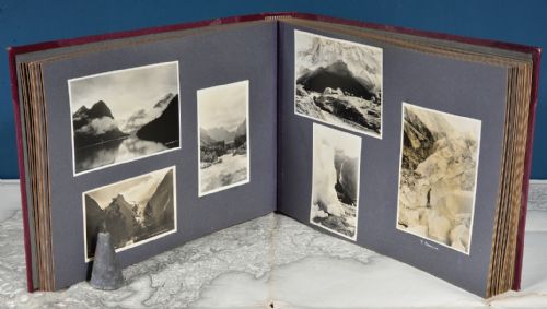 A FINE 1920'S30'S EUROPEAN TOUR LEATHER PHOTOGRAPH ALBUM - ADDITIONAL PHOTO 12