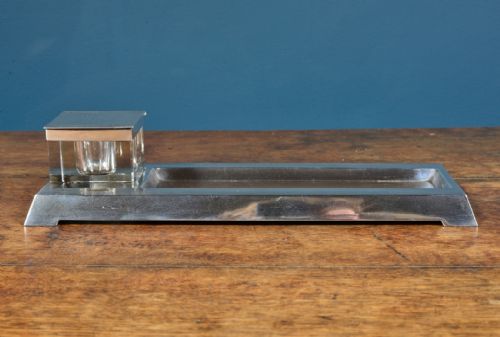 ART DECO ENGINE TURNED SILVER PEN AND INK STAND BY GOLDSMITHS SILVERSMITHS CO LONDON 1936 - ADDITIONAL PHOTO 2