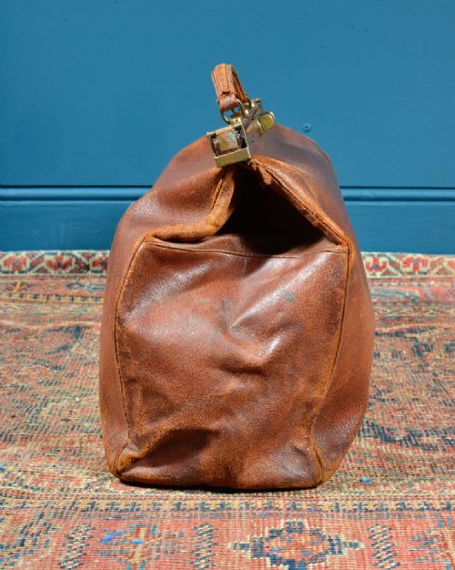 LEATHER GLADSTONE BAG BY FINNIGANS OF BOND ST INITIALLED LW C1920 - ADDITIONAL PHOTO 2