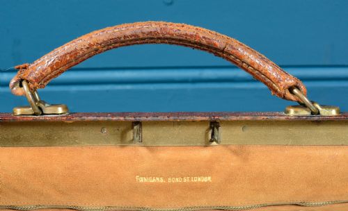 LEATHER GLADSTONE BAG BY FINNIGANS OF BOND ST INITIALLED LW C1920 - ADDITIONAL PHOTO 3