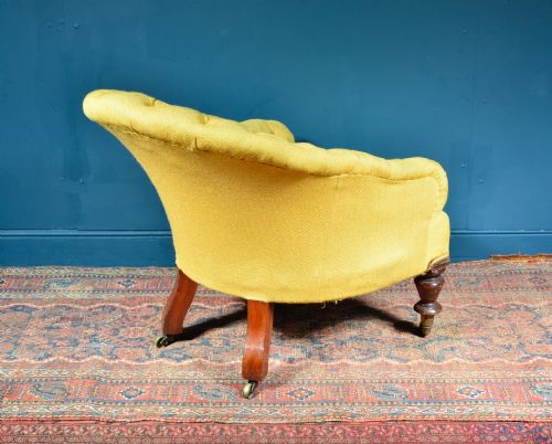 VICTORIAN BUTTON BACK EASY ARMCHAIR ON TURNED LEGS LANGEBEAR CASTORS C1870 - ADDITIONAL PHOTO 9