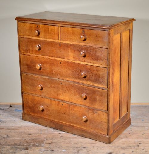 large victorian golden oak chest of drawers c1870 - CATEGORY: ANTIQUE CHEST OF DRAWERS - DATED 1870
