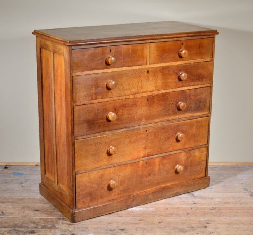 LARGE VICTORIAN GOLDEN OAK CHEST OF DRAWERS C1870 - ADDITIONAL PHOTO 1