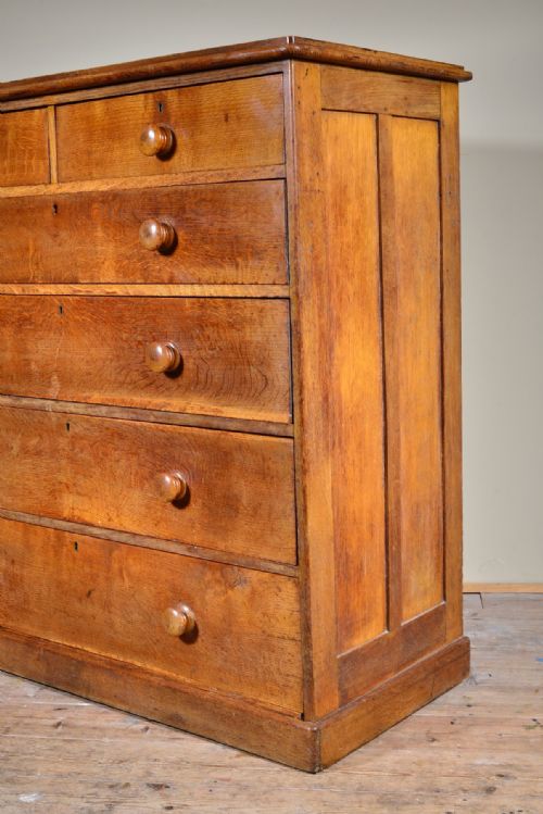 LARGE VICTORIAN GOLDEN OAK CHEST OF DRAWERS C1870 - ADDITIONAL PHOTO 5