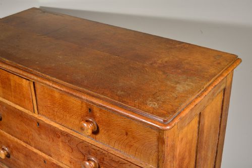 LARGE VICTORIAN GOLDEN OAK CHEST OF DRAWERS C1870 - ADDITIONAL PHOTO 7