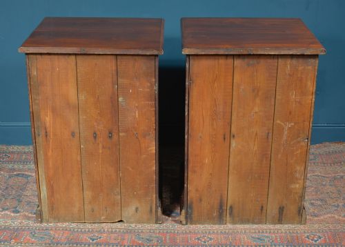 A PAIR OF VICTORIAN MAHOGANY BEDSIDE CABINETS C1850 - ADDITIONAL PHOTO 9