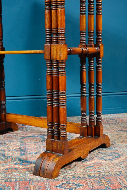 AESTHETIC MOVEMENT WALNUT NEST OF THREE TABLES C1890 - ADDITIONAL PHOTO 4