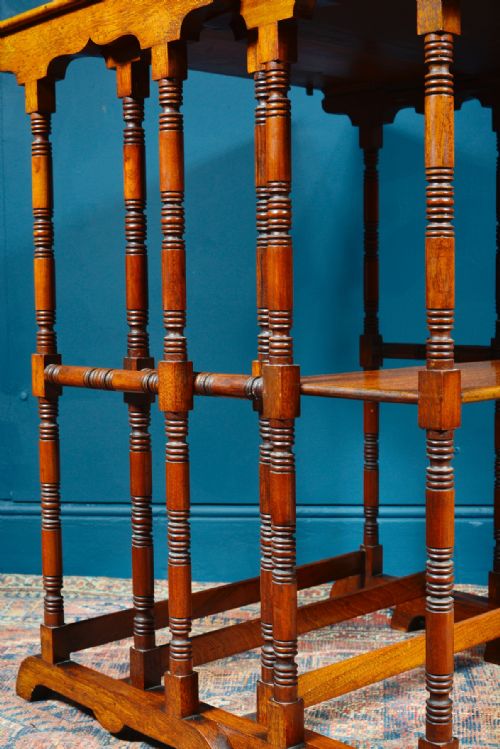 AESTHETIC MOVEMENT WALNUT NEST OF THREE TABLES C1890 - ADDITIONAL PHOTO 9