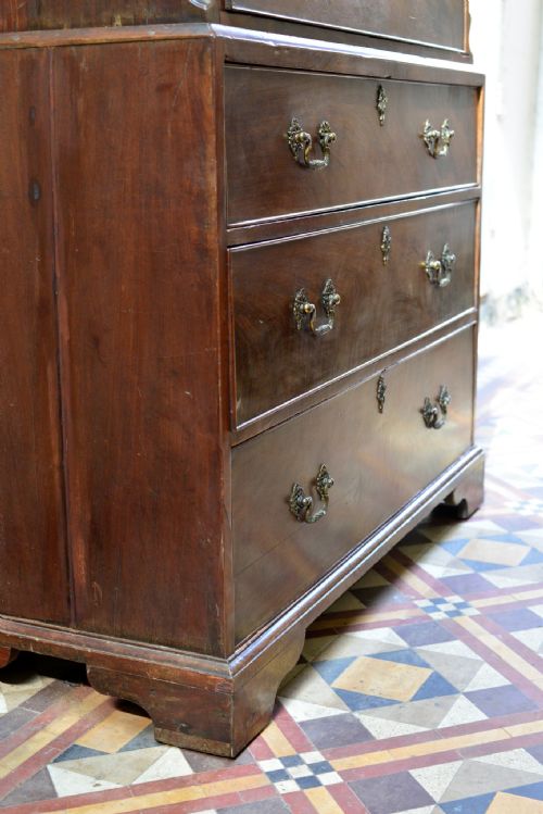 GEORGE III MAHOGANY CHEST ON CHEST C1780 - ADDITIONAL PHOTO 4