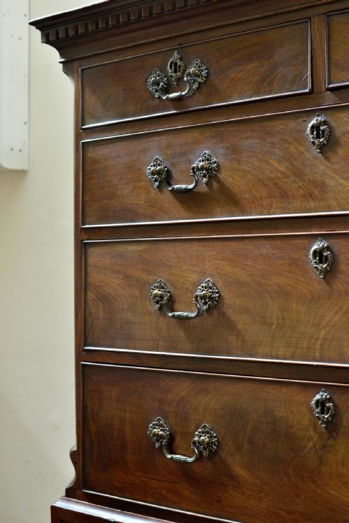 GEORGE III MAHOGANY CHEST ON CHEST C1780 - ADDITIONAL PHOTO 5
