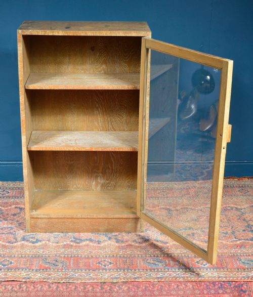 LIMED OAK GLAZED BOOKCASE CUPBOARD IN THE MANNER OF HEAL'S 1930'S - ADDITIONAL PHOTO 2